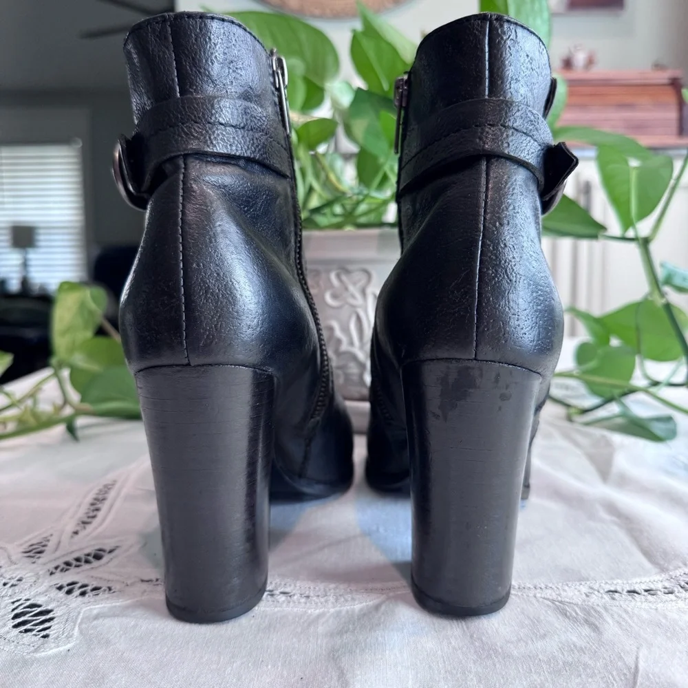 Frye Parker D  Black Leather stacked heel Boots size 8M - Picture 3 of 9